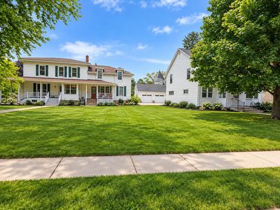 307/327 E Main St
