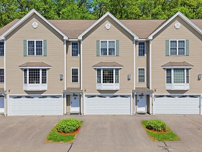 6 Aster Ct #B