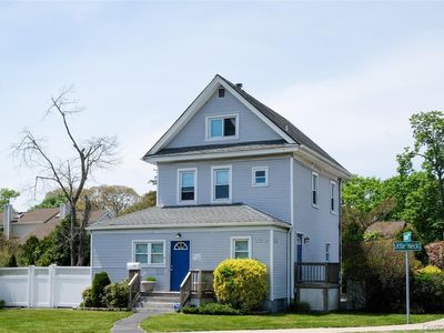 224 Little East Neck Road