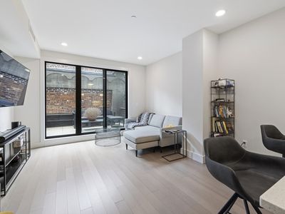 121 Portland St Unit 707