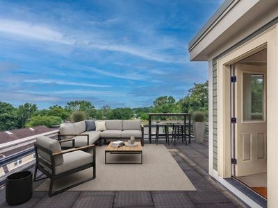10 Boylston Pl #10