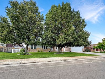 2713 Yellowstone Ave