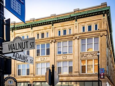 301 S Walnut St APT 206