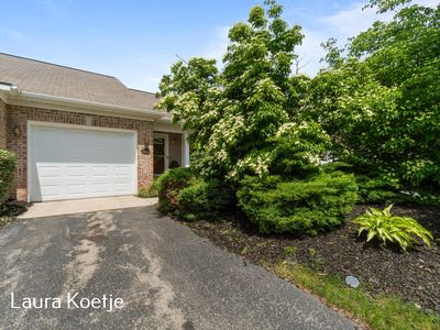 3465 S Lyn Haven Dr SE