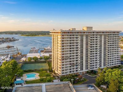 1 Channel Drive #206