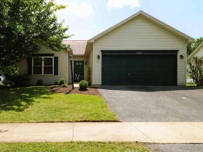 2320 Falconpointe Dr