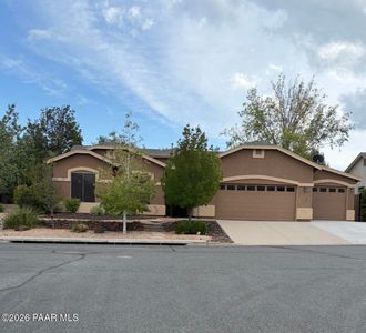 6618 E Stratford Dr