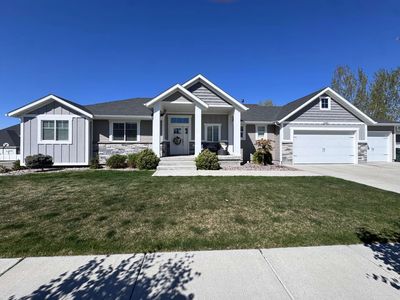 2343 Andrew St