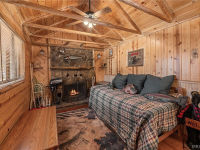 37 Keystone Rd
