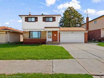 1824 N Beech Daly Rd