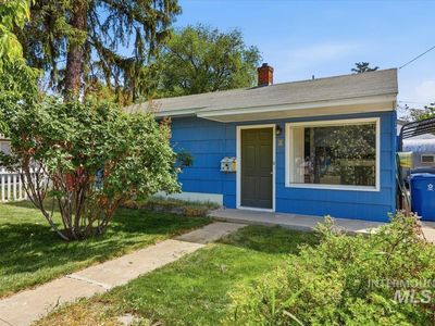 8 N Sunset St