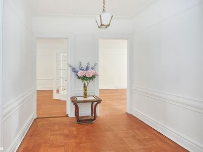 505 W End Ave APT 4D