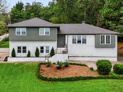 Property at 400 Vesclub Dr, Vestavia, AL