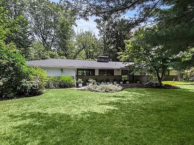 1004 Mercer Rd