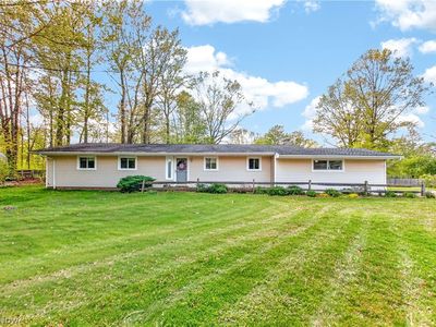 Property at 12808 Wellswood Trl, Chesterland, OH