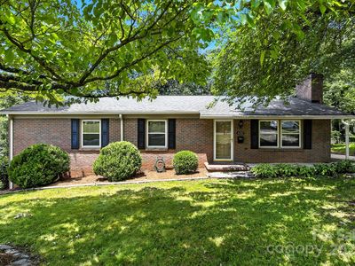 632 7th Avenue Pl SE