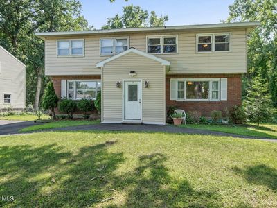 1 Dowling Road