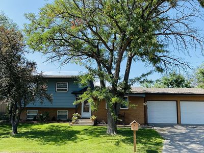 203 Sunset Dr