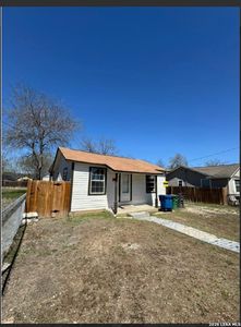 125 SMALLWOOD DR