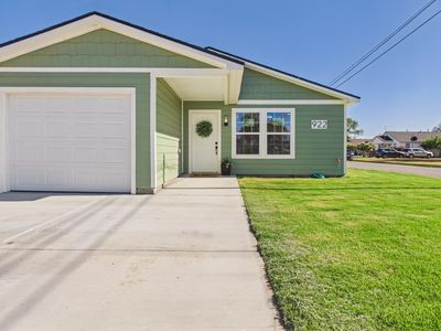 Property at 922 W 11th St, Littlefield, TX