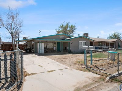 Property at 711 Woodward Ave, El Centro, CA