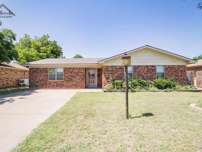 5112 Tower Dr