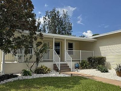 1116 W Lakeview Dr