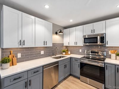 775 S Alton Way #5D