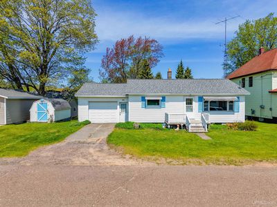 80 3rd St