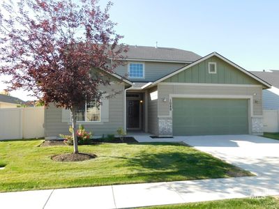 1089 E Grand Hvn