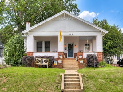801 Russell St