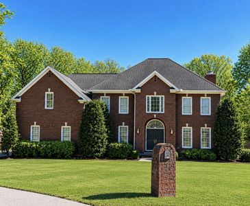 752 Adkisson Ln