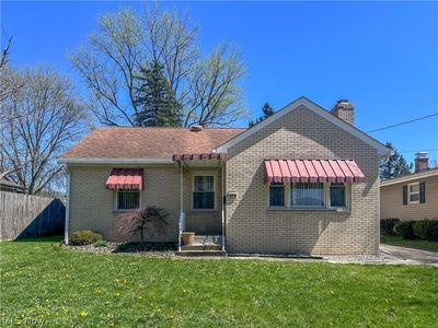 319 Summit Ave