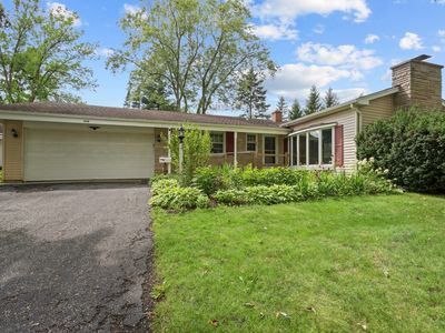 Property at 458 Patton Dr, Buffalo Grove, IL