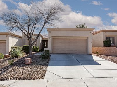 10627 Mission Lakes Ave