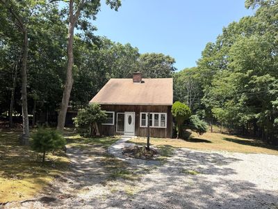7 Albertines Ln
