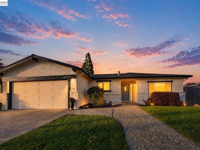 9792 Broadmoor Dr