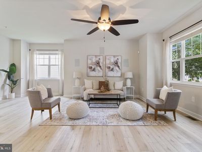 369 English Oak Ln