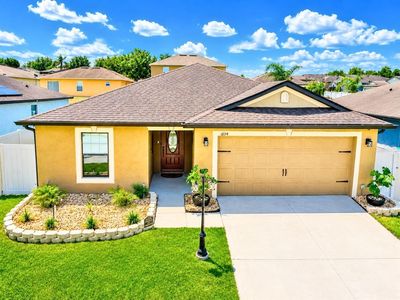 1604 Ellington Dr