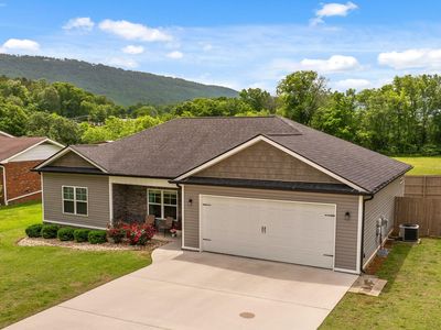 3212 Parker Ln