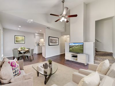 115 Peachtree Ct
