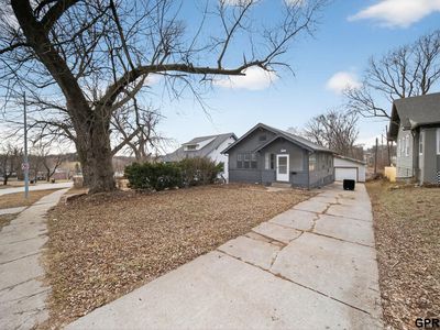 4712 Fontenelle Blvd