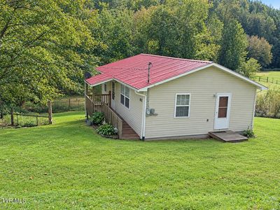 1743 Dry Creek Rd