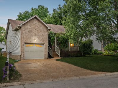 7516 Dove Valley Dr