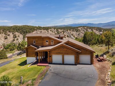 38 Deer Trail Ct