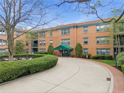 5825 5th Ave APT 201