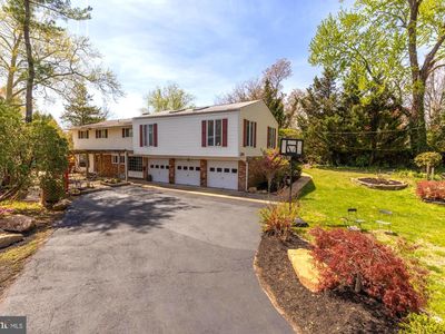 6811 Valley Brook Dr