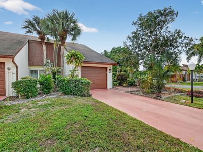 6730 Starkeys Place