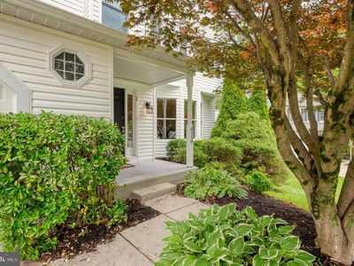 414 Abbey Cir