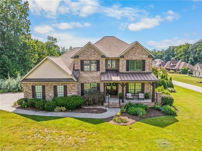 207 Pinnacle Dr
